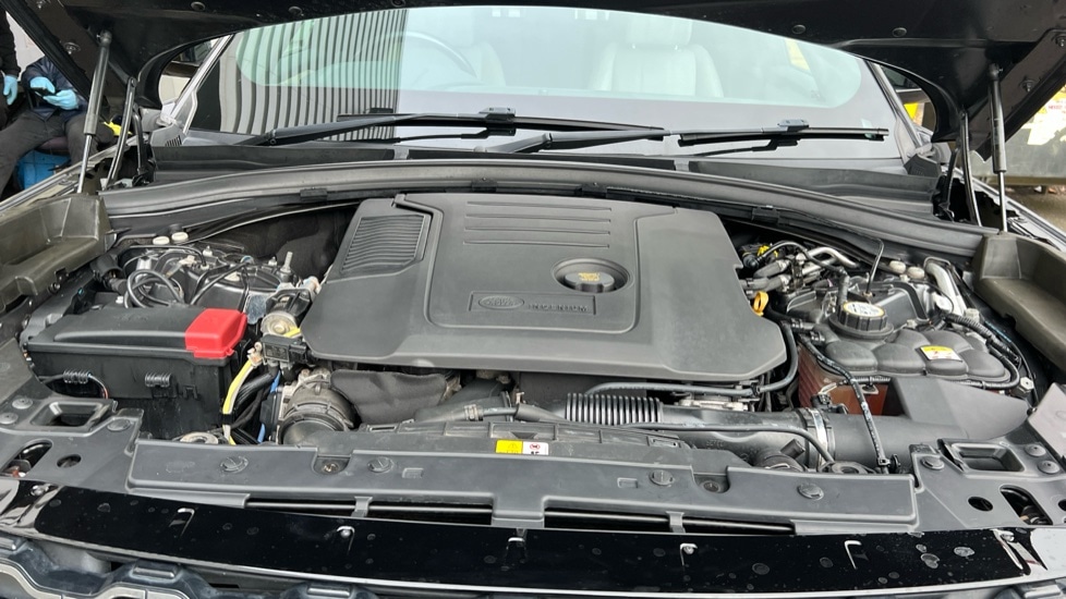 Used Land Rover Range Rover Velar 2021 for sale - 76907966: Photo 16