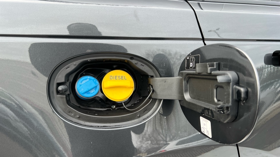 Used Land Rover Range Rover Velar 2021 for sale - 76907966: Photo 21