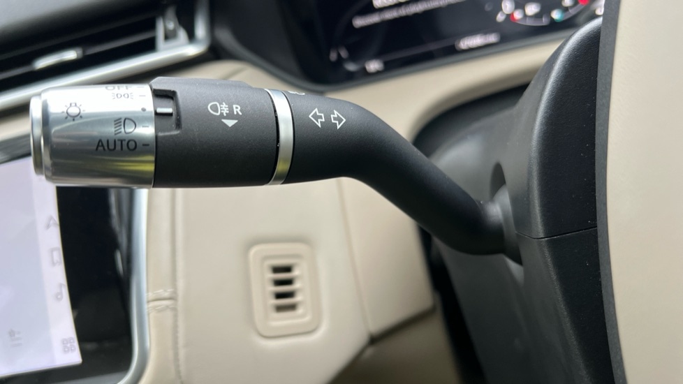 Used Land Rover Range Rover Velar 2021 for sale - 76907966: Photo 24