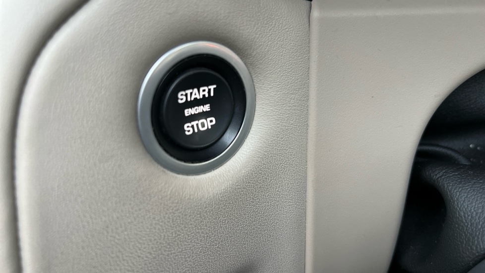 Used Land Rover Range Rover Velar 2021 for sale - 76907966: Photo 52