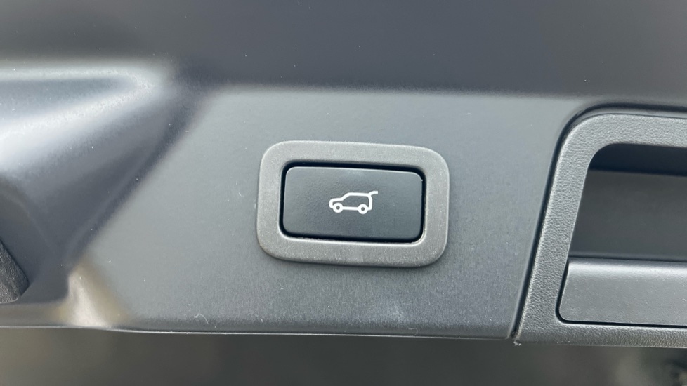 Used Land Rover Range Rover Velar 2021 for sale - 76907966: Photo 53