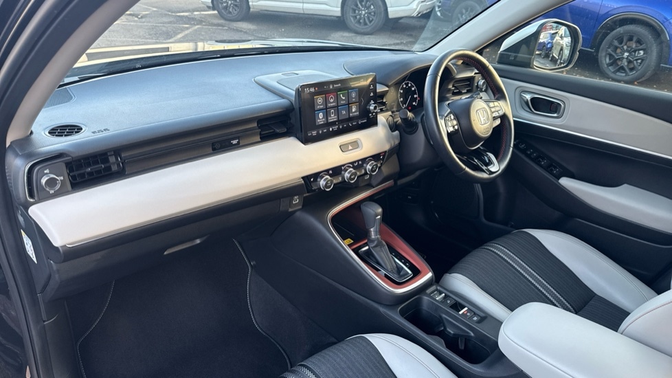 Used Honda HR-V 2023 for sale - 76393581: Photo 2