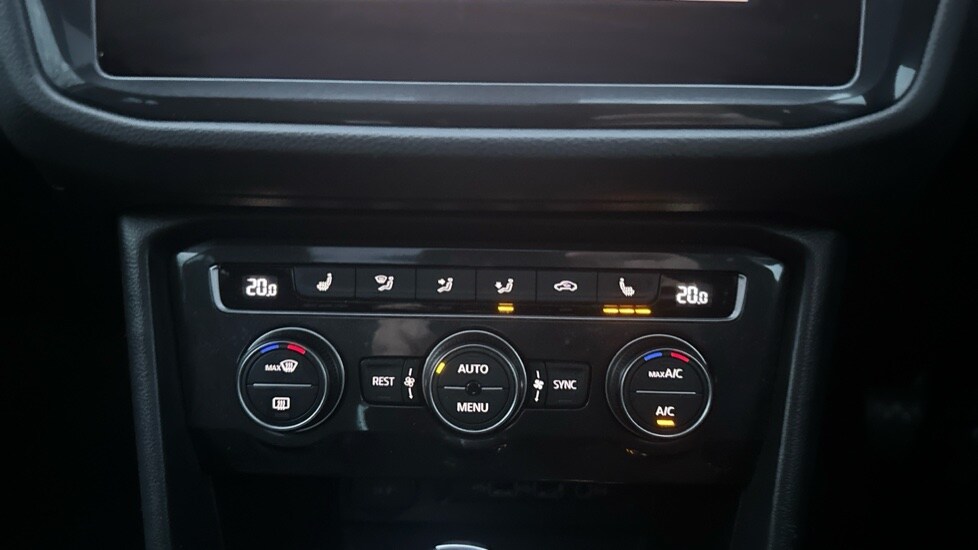 Used Volkswagen Tiguan 2018 for sale - 77021878: Photo 34