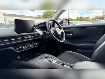 Used Honda ZR-V 2024 for sale - 76474886: Photo