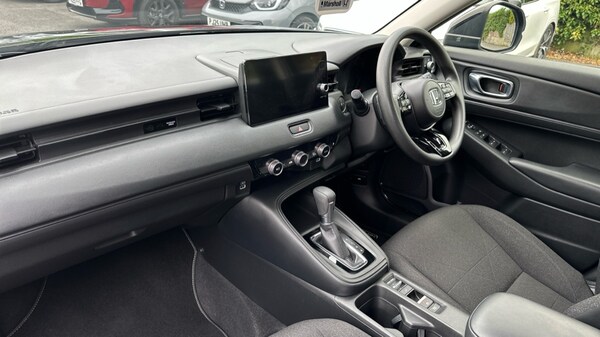 Used Honda HR-V 2022 for sale - 76172332: Photo 2