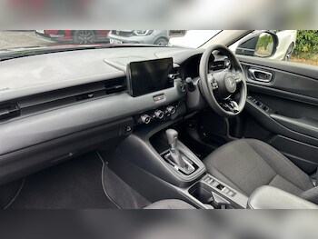 Used Honda HR-V 2022 for sale - 76172332: Photo 2