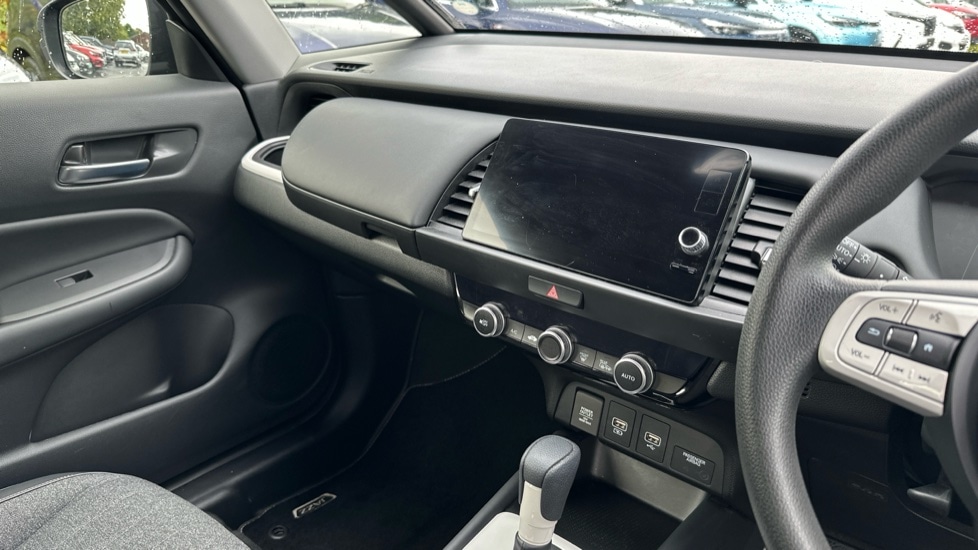 Used Honda Jazz 2023 for sale - 76466465: Photo 15