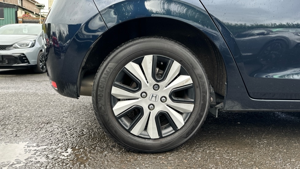 Used Honda Jazz 2023 for sale - 76466465: Photo 9