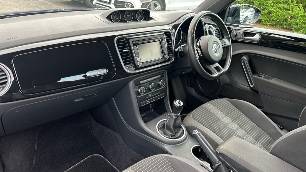 Used Volkswagen Beetle 2014 for sale - 76098009: Photo 10