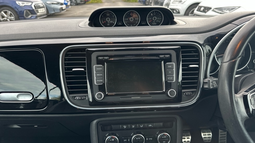 Used Volkswagen Beetle 2014 for sale - 76098009: Photo 12