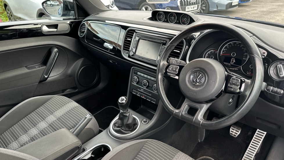 Used Volkswagen Beetle 2014 for sale - 76098009: Photo 9