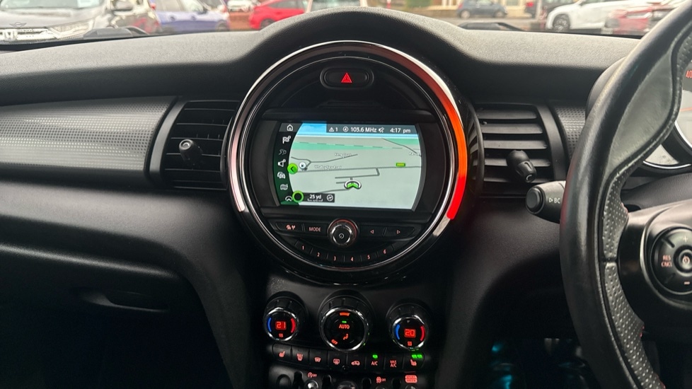 Used MINI Hatch 2021 for sale - 76780378: Photo 12