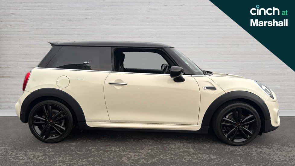 Used MINI Hatch 2021 for sale - 76780378: Photo 2