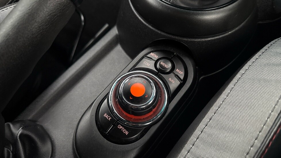 Used MINI Hatch 2021 for sale - 76780378: Photo 28