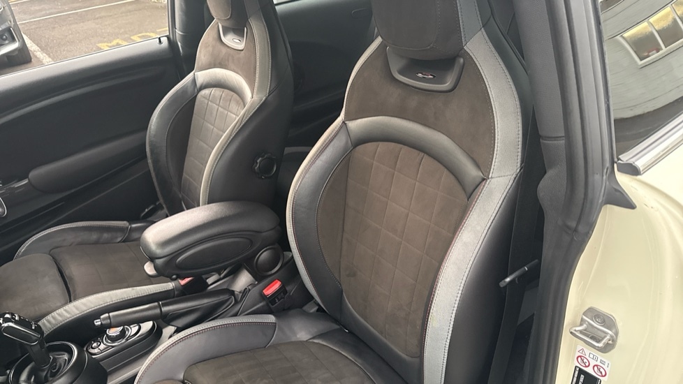 Used MINI Hatch 2021 for sale - 76780378: Photo 34