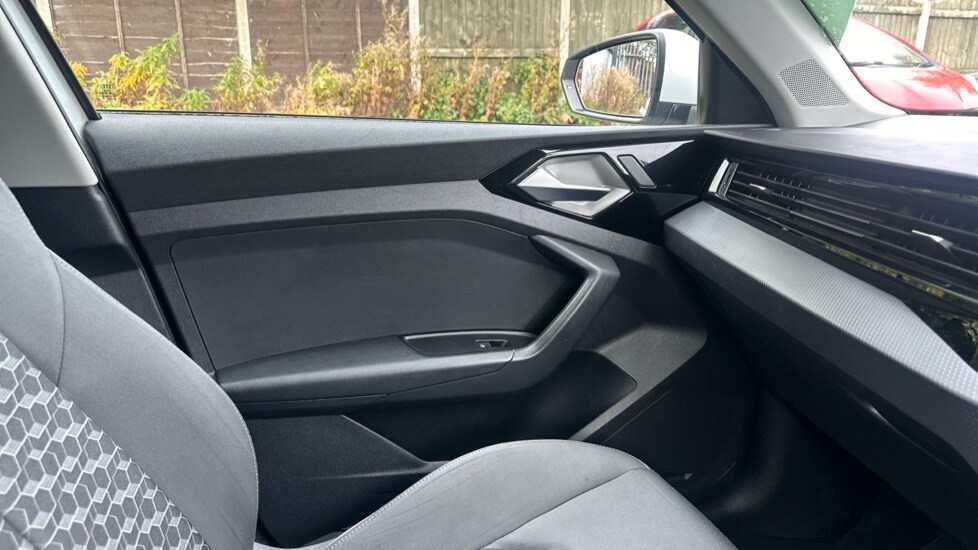 Used Audi A1 2020 for sale - 76244605: Photo 22