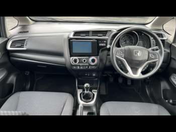 Used Honda Jazz 2018 for sale - 75443070: Photo