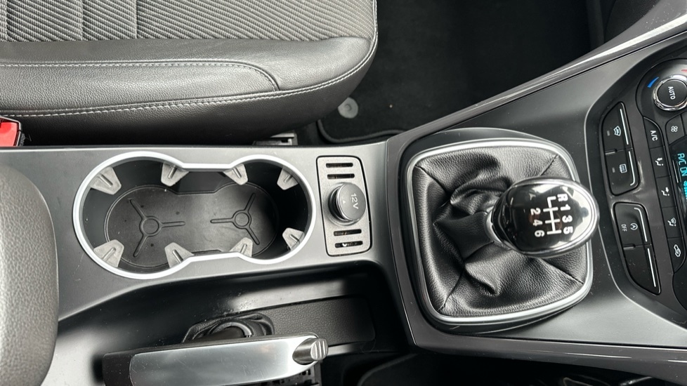 Used Ford Kuga 2015 for sale - 76544612: Photo 27