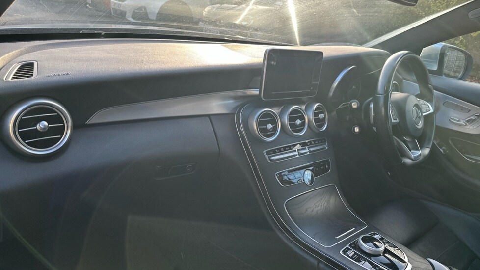 Used Mercedes-Benz C Class 2018 for sale - 76249907: Photo 10