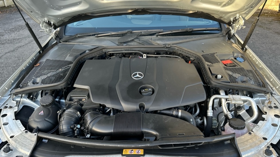 Used Mercedes-Benz C Class 2018 for sale - 76249907: Photo 16