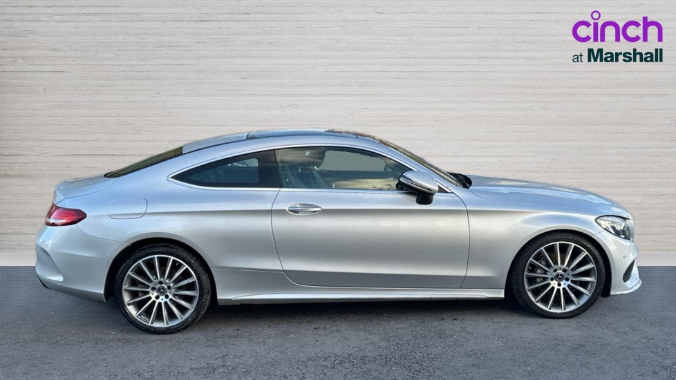 Used Mercedes-Benz C Class 2018 for sale - 76249907: Photo 2