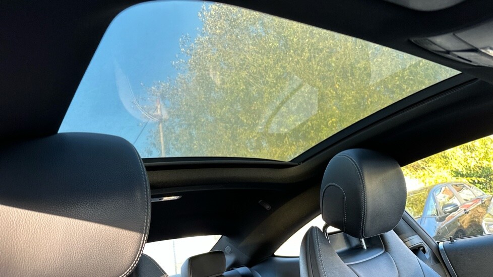 Used Mercedes-Benz C Class 2018 for sale - 76249907: Photo 33