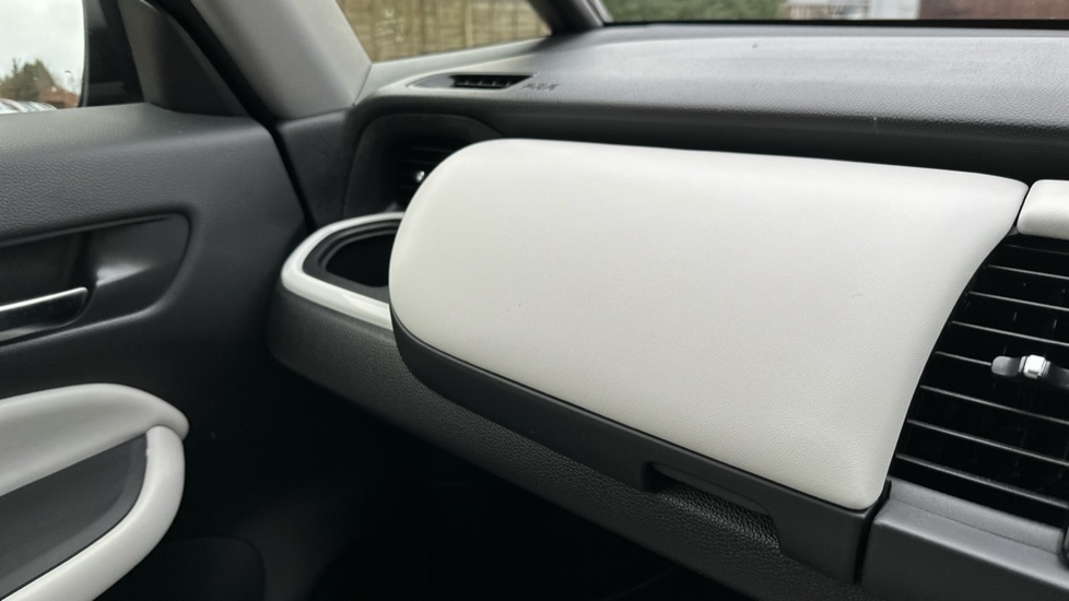 Used Honda Jazz 2023 for sale - 77031431: Photo 31