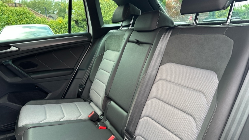 Used Volkswagen Tiguan 2019 for sale - 76092128: Photo 14