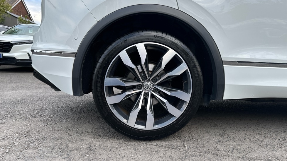 Used Volkswagen Tiguan 2019 for sale - 76092128: Photo 19