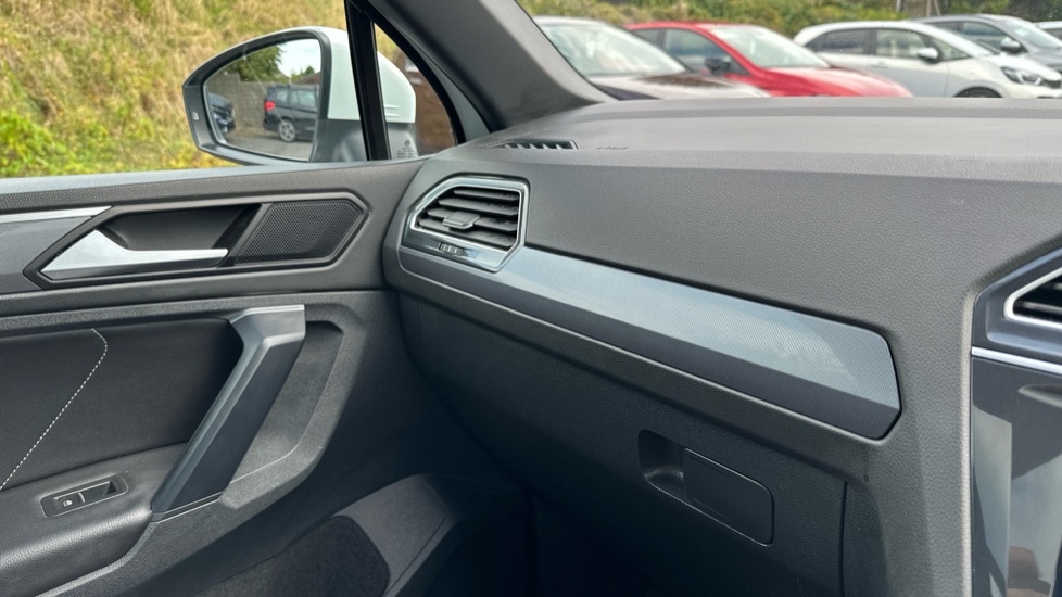 Used Volkswagen Tiguan 2019 for sale - 76092128: Photo 23