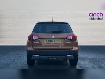 Used Suzuki Vitara 2016 for sale - 76664371: Photo