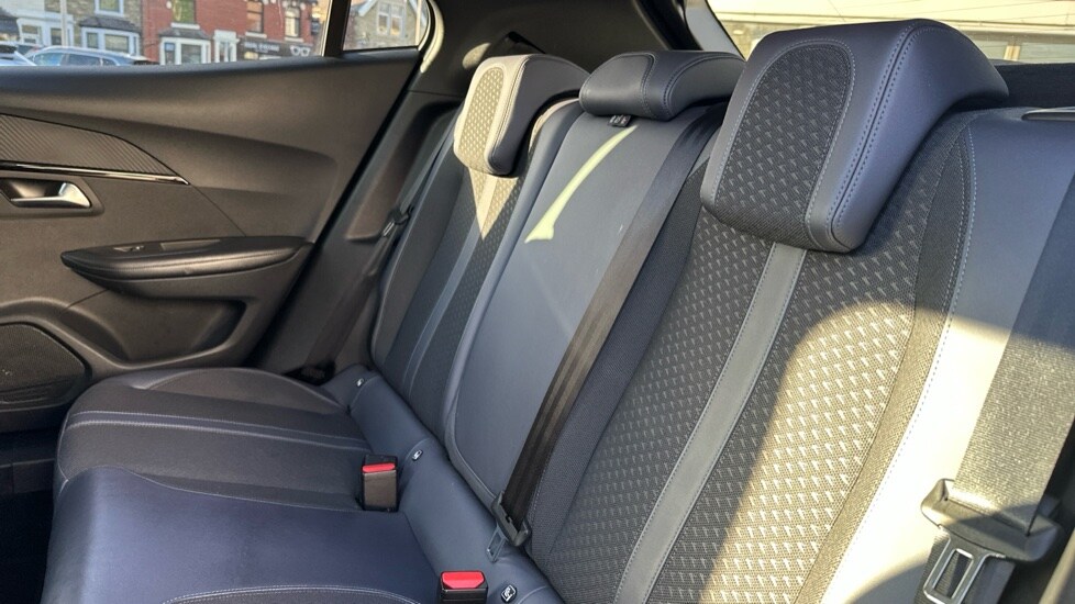 Used Peugeot 2008 2020 for sale - 76180126: Photo 14