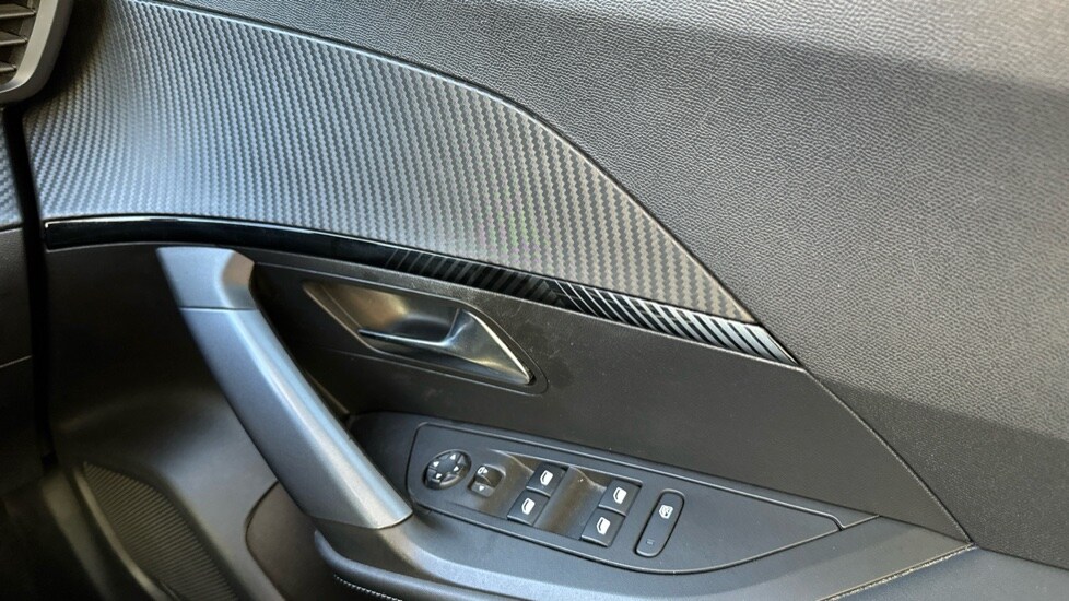 Used Peugeot 2008 2020 for sale - 76180126: Photo 29