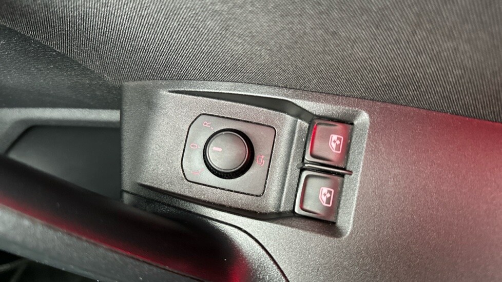 Used SEAT Ibiza 2018 for sale - 76528953: Photo 30