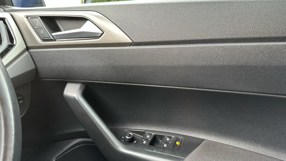 Used Volkswagen Polo 2021 for sale - 76501450: Photo 31