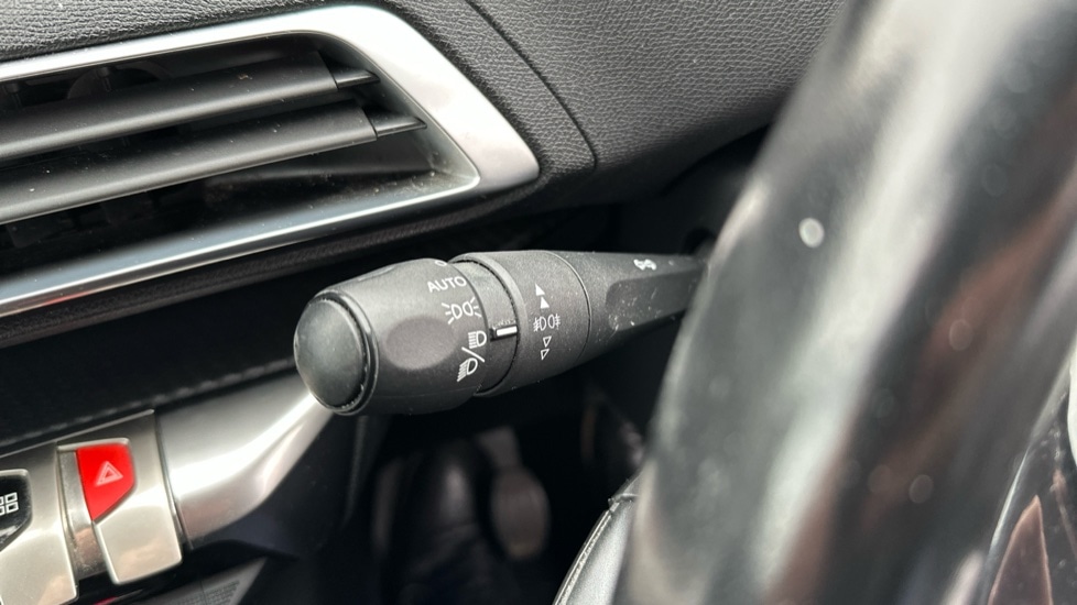 Used Peugeot 3008 2017 for sale - 76595285: Photo 24