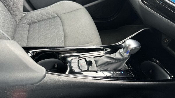 Used Toyota C-HR 2020 for sale - 76116941: Photo 28