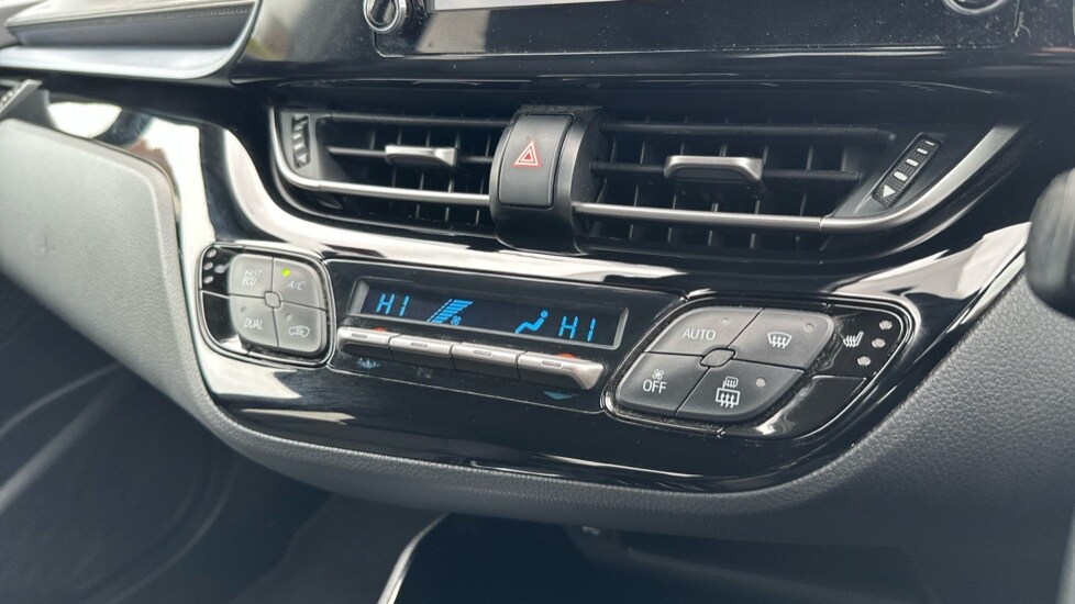 Used Toyota C-HR 2020 for sale - 76116941: Photo 35