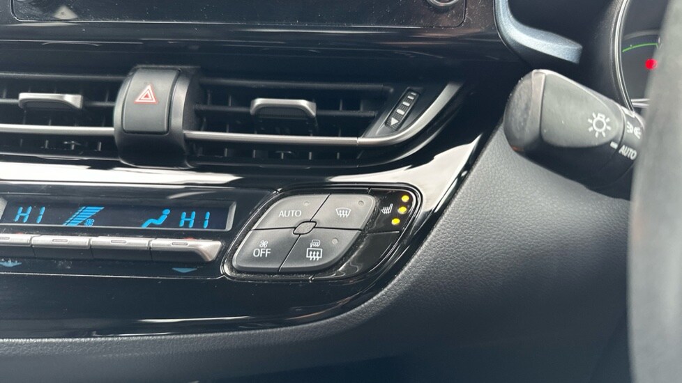 Used Toyota C-HR 2020 for sale - 76116941: Photo 36