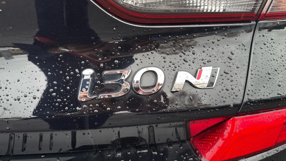 Used Hyundai i30 2019 for sale - 76161402: Photo 24