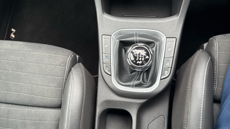 Used Hyundai i30 2019 for sale - 76161402: Photo 41