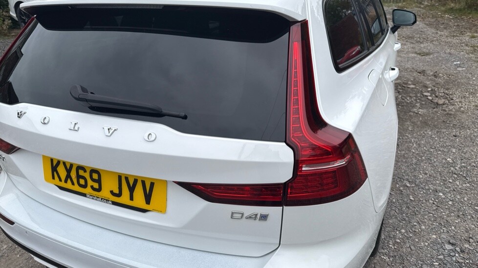 Used Volvo V60 2019 for sale - 76233968: Photo 34