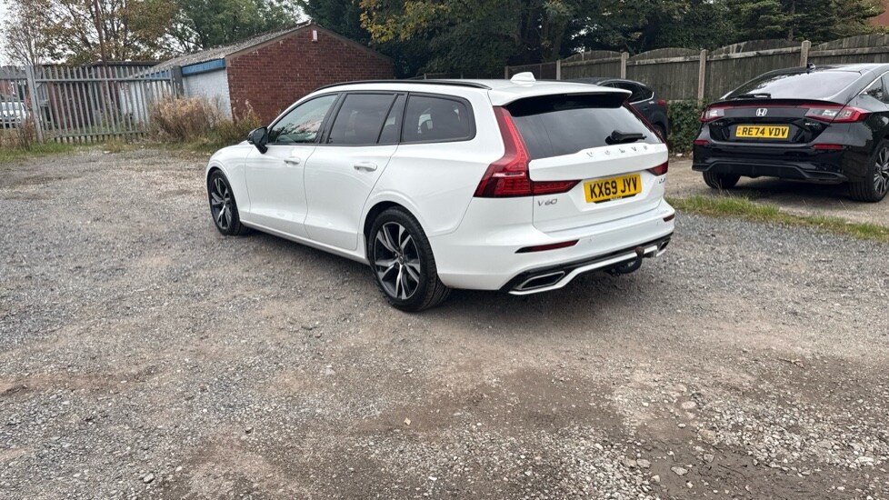 Used Volvo V60 2019 for sale - 76233968: Photo 35