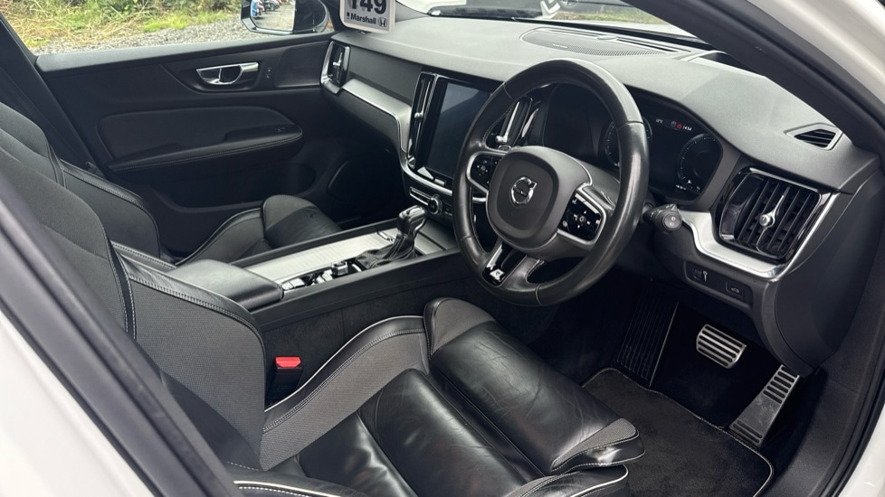 Used Volvo V60 2019 for sale - 76233968: Photo 9