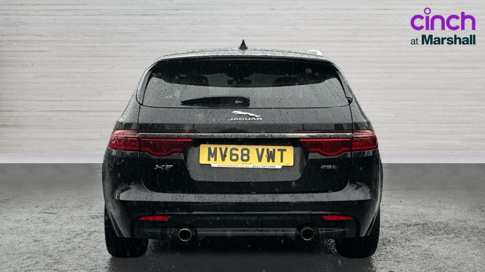 Used Jaguar XF 2018 for sale - 76942900: Photo 4