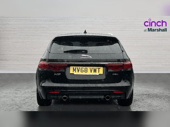 Used Jaguar XF 2018 for sale - 76942900: Photo