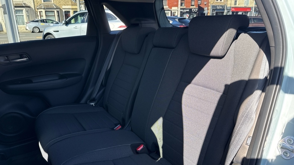 Used Honda Jazz 2023 for sale - 76168581: Photo 8