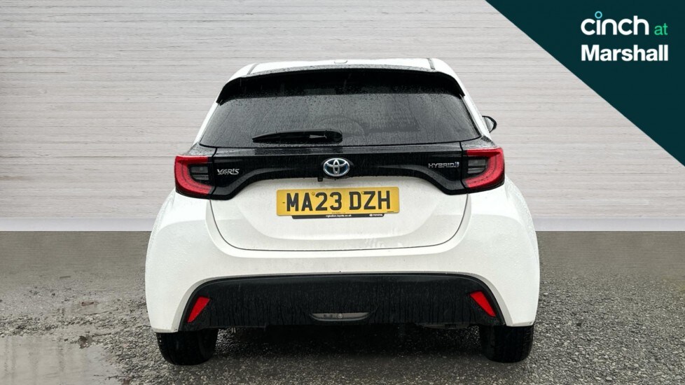 Used Toyota Yaris 2023 for sale - 76580070: Photo 4