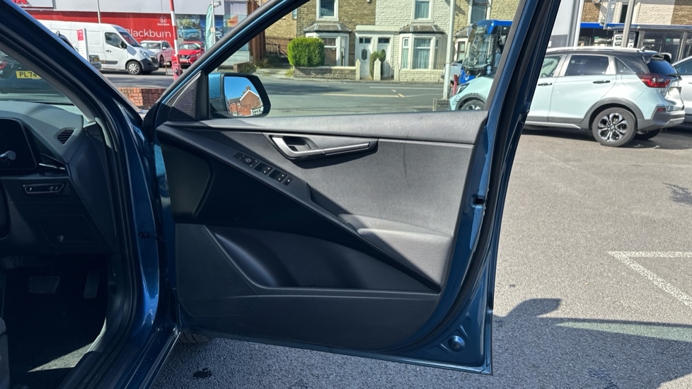 Used Kia Niro 2024 for sale - 76458872: Photo 29