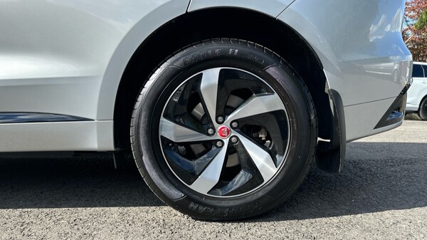 Used Jaguar F-Pace 2023 for sale - 76007998: Photo 18